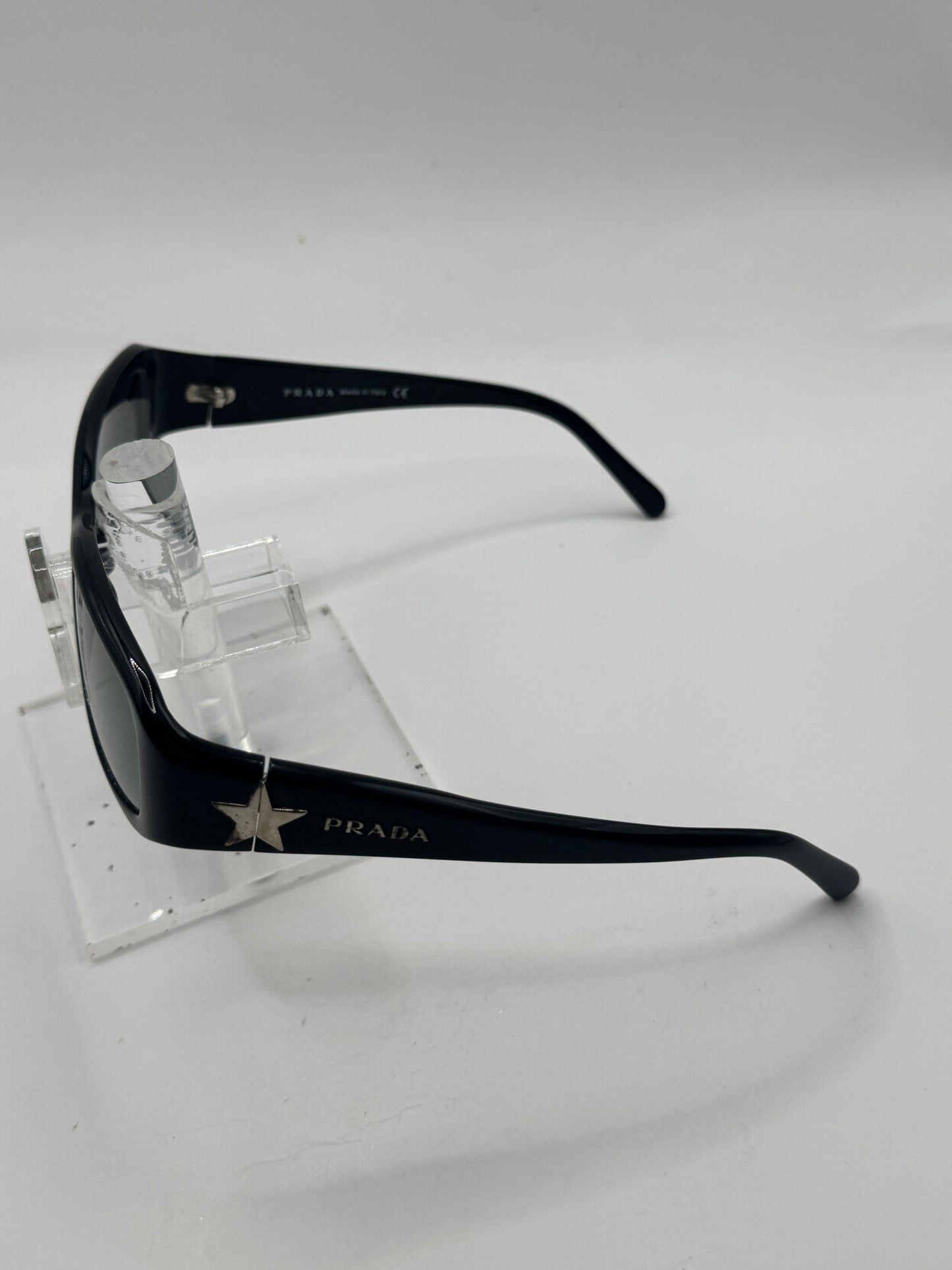 Prada Spr20g Sunglasses in color 1ab1a1