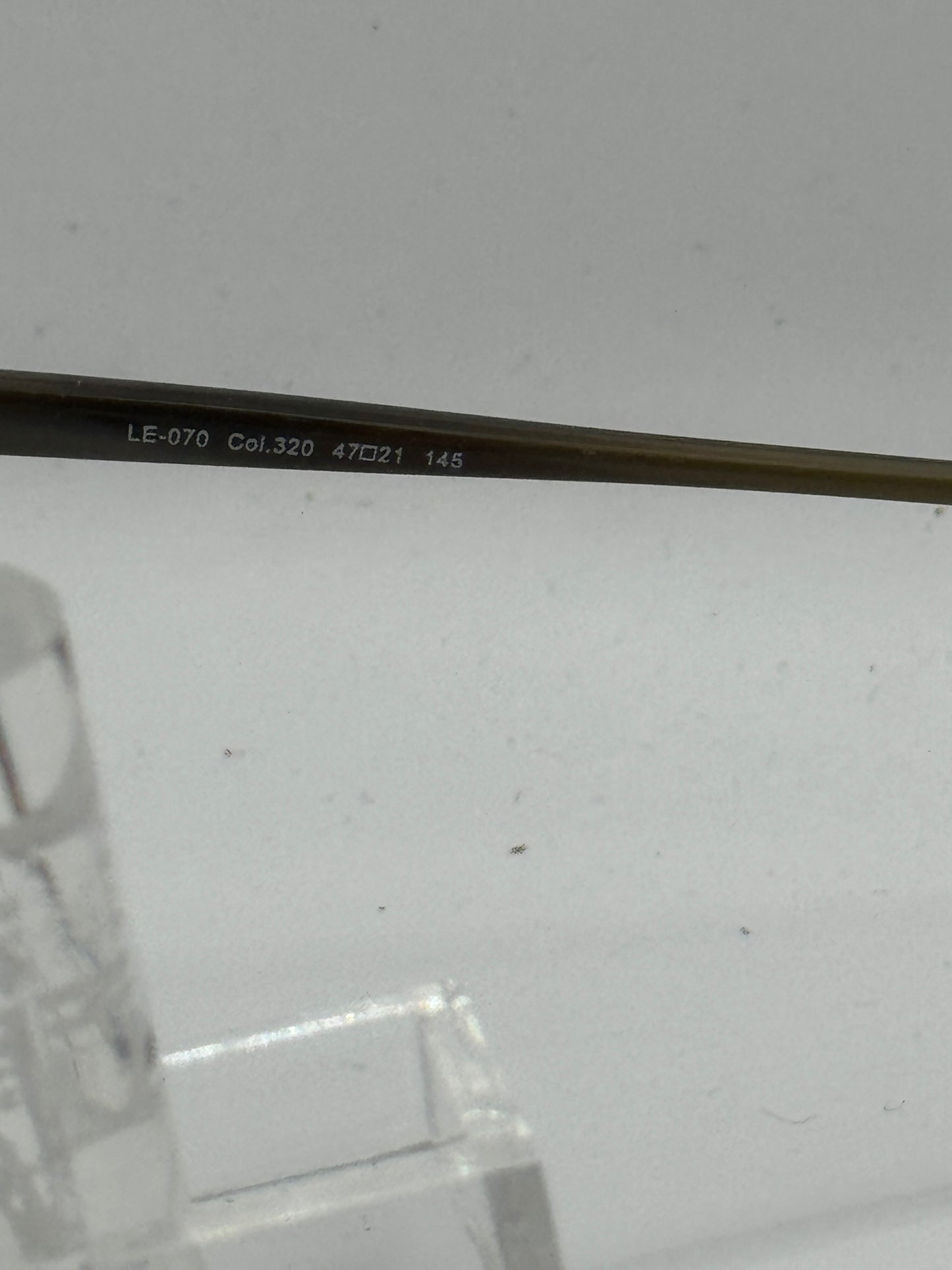 Legre 070 Eyeglasses in color 320
