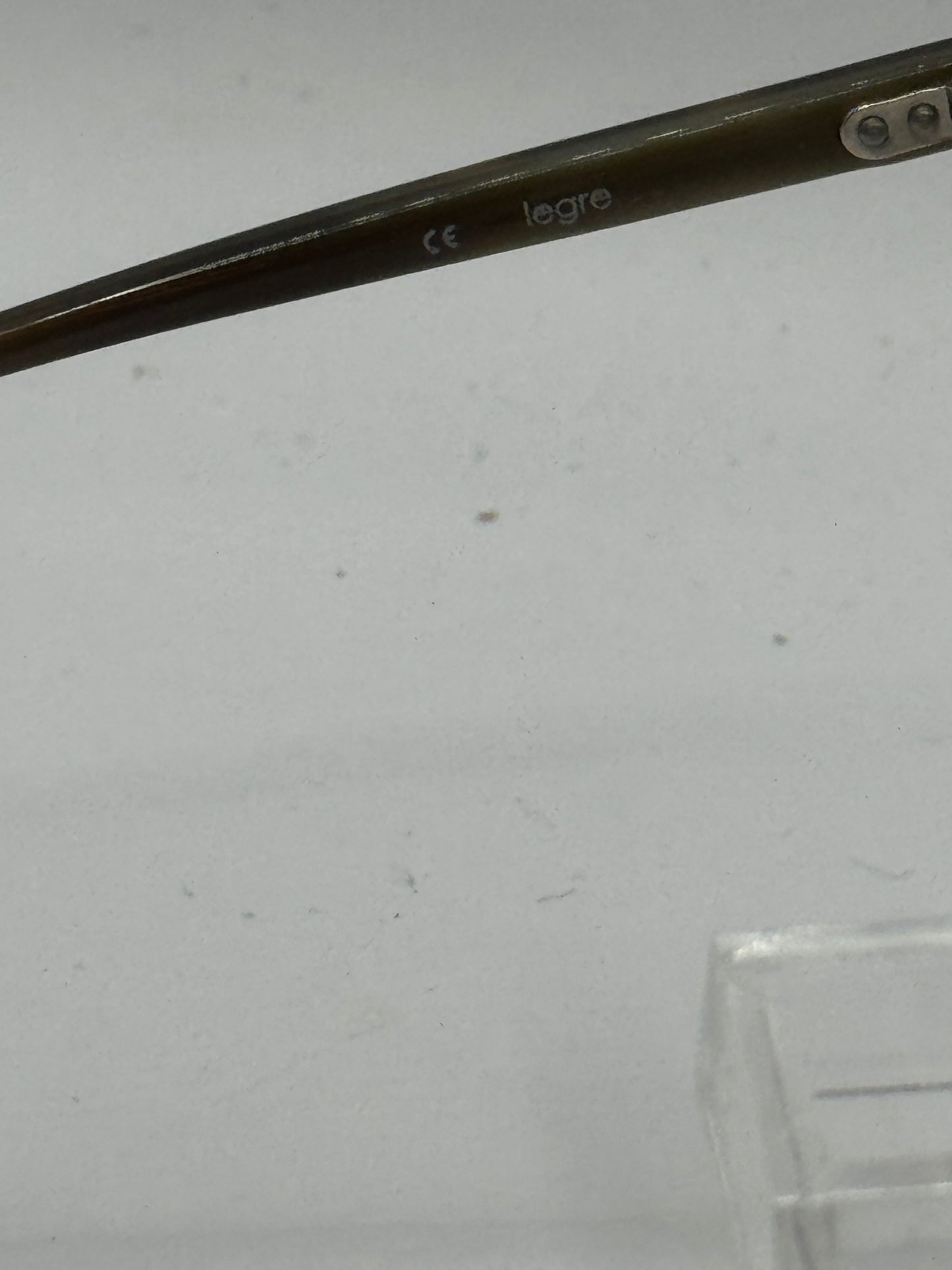 Legre 070 Eyeglasses in color 320