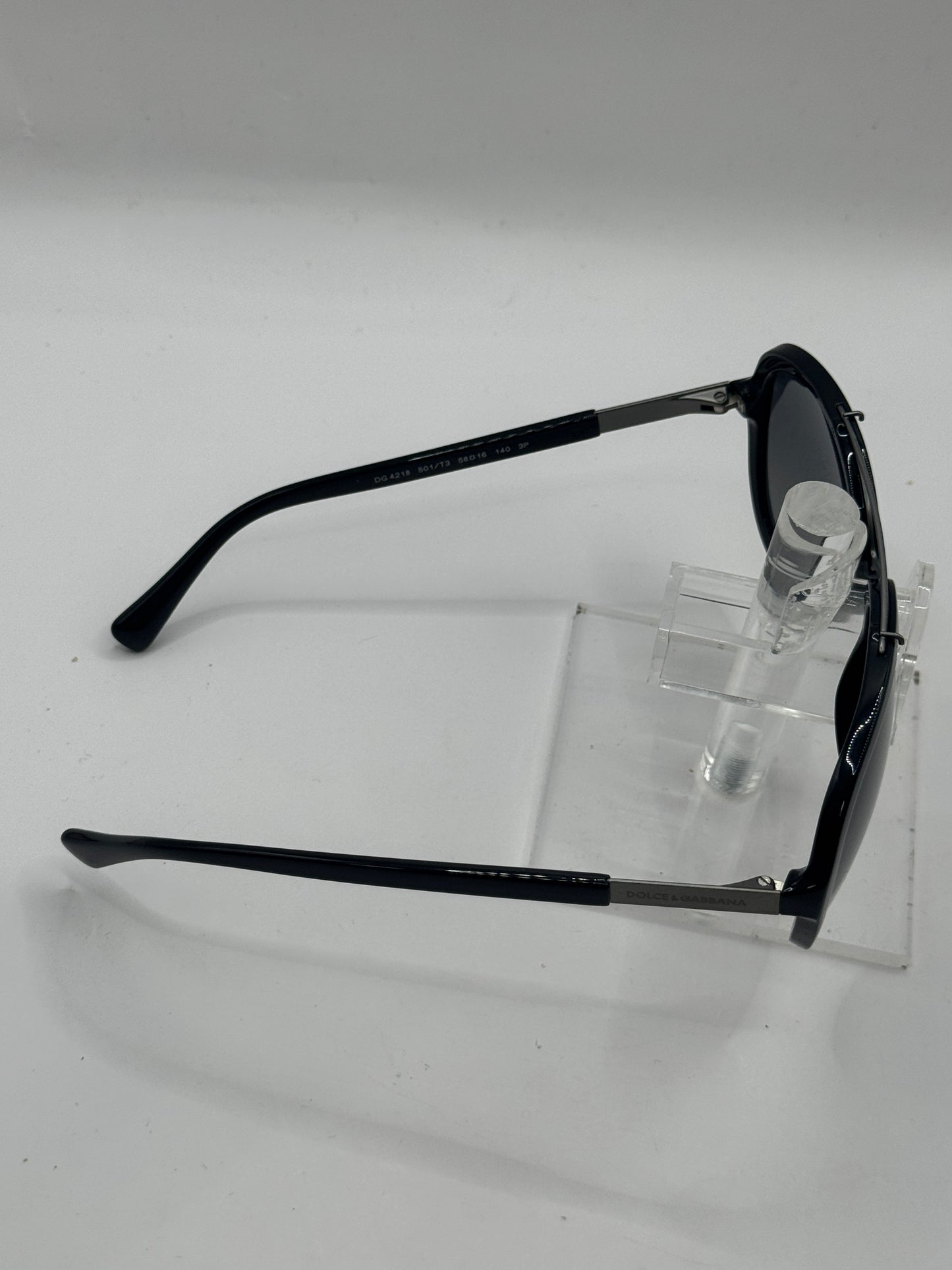 Dolce Gabbana 4218 Sunglasses in color 501t3