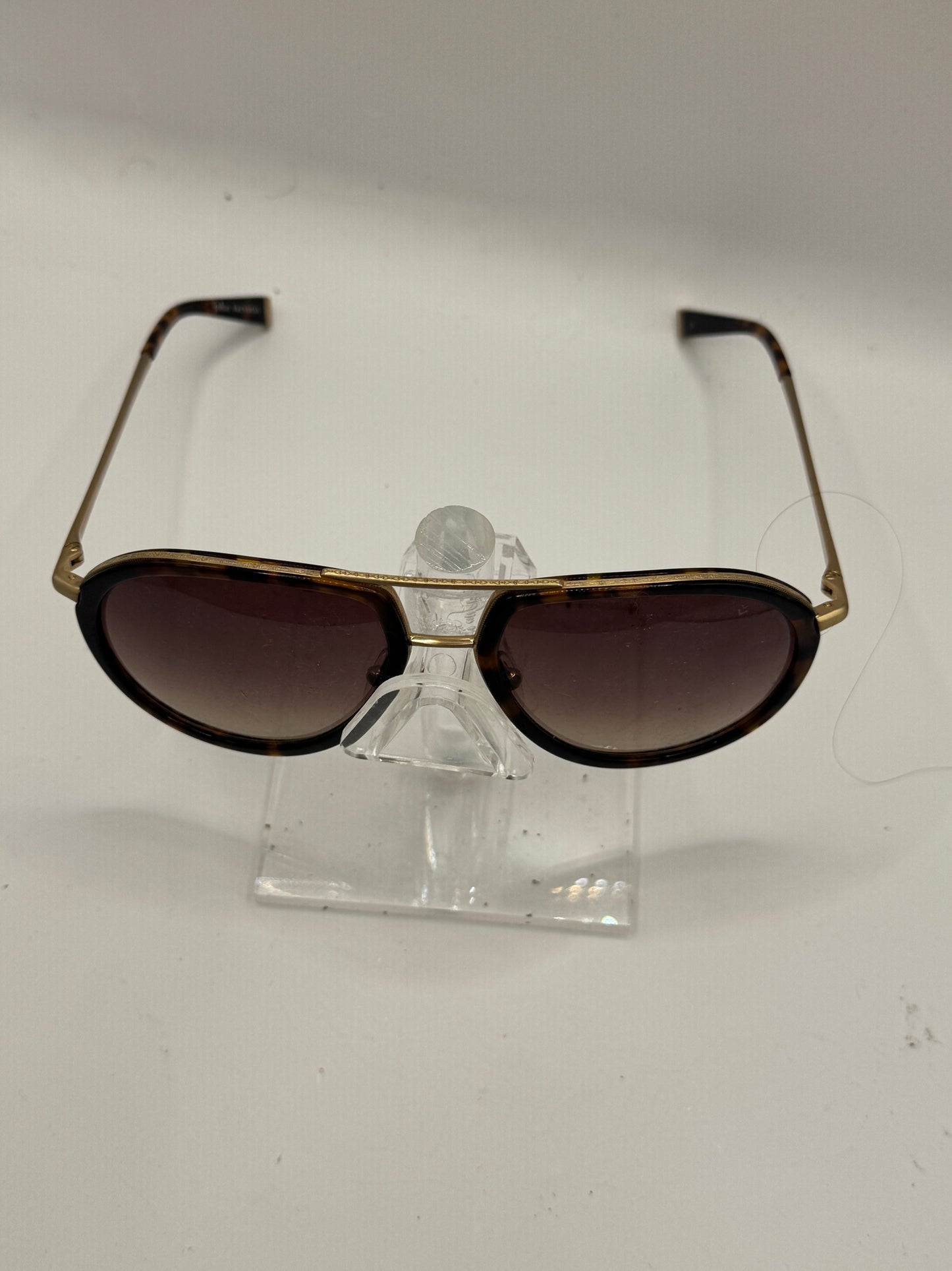 John Varvatos V764 Sunglasses in color Tortoise