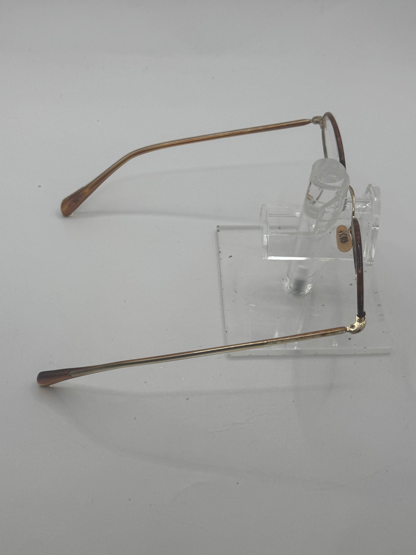 Oliver Peoples Linus Eyeglasses in color Gold
