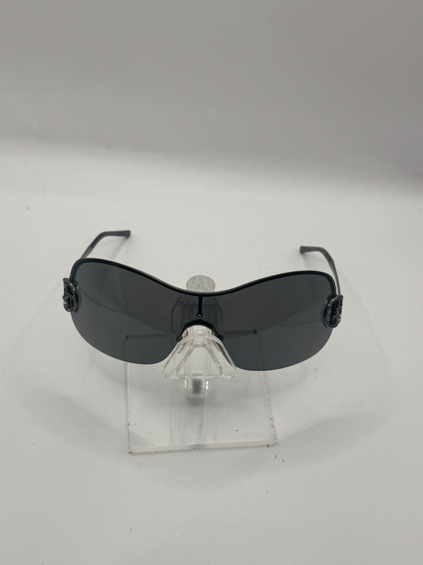 Giorgio Armani 371 Sunglasses in color Kj1p8