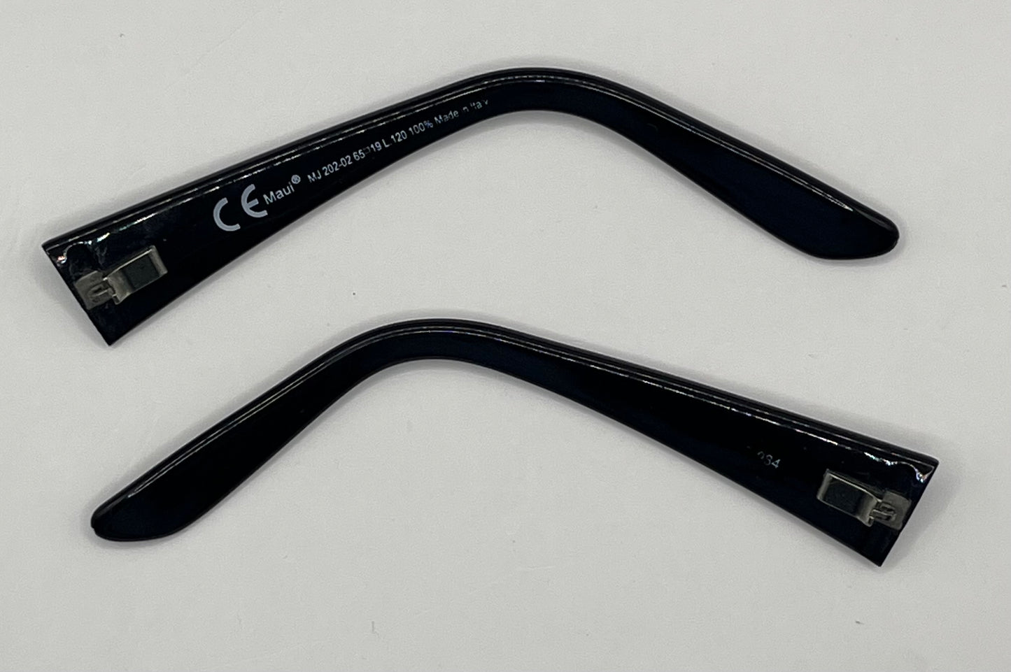 Maui Jim 202 Peahi Both Temples Black