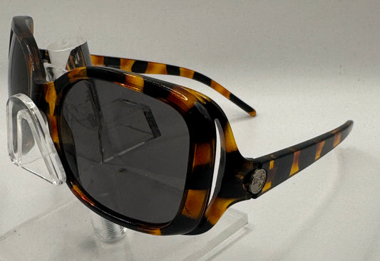 D&g 8024 Sunglasses in color 62373