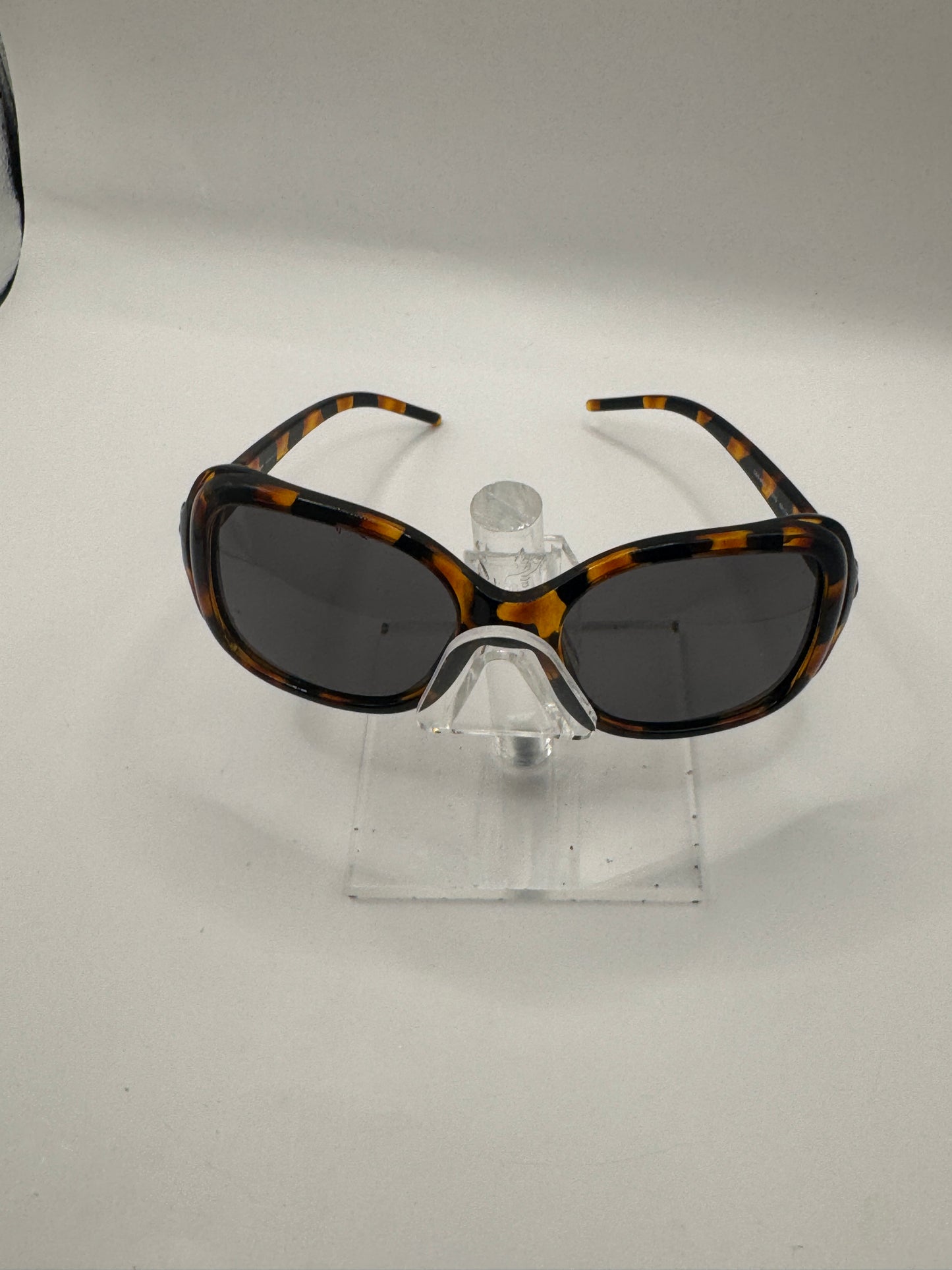 D&g 8024 Sunglasses in color 62373