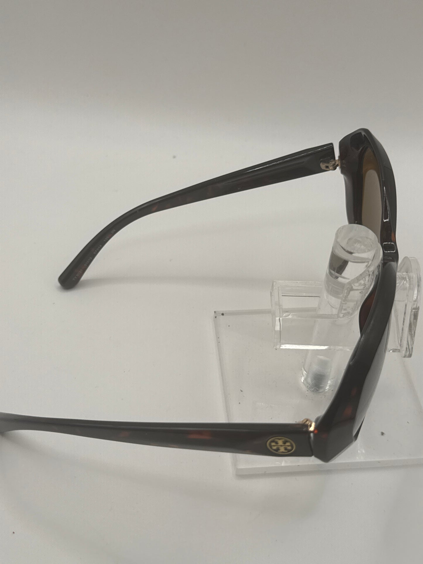 Tory Burch 9021 Sunglasses in color 51013