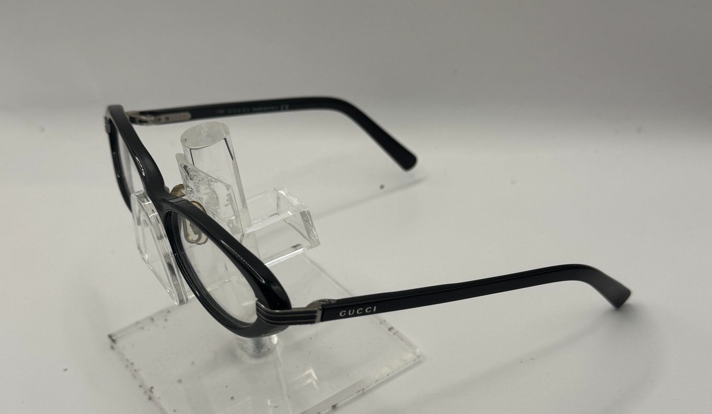 Gucci 2929 Eyeglasses in color Ekb00