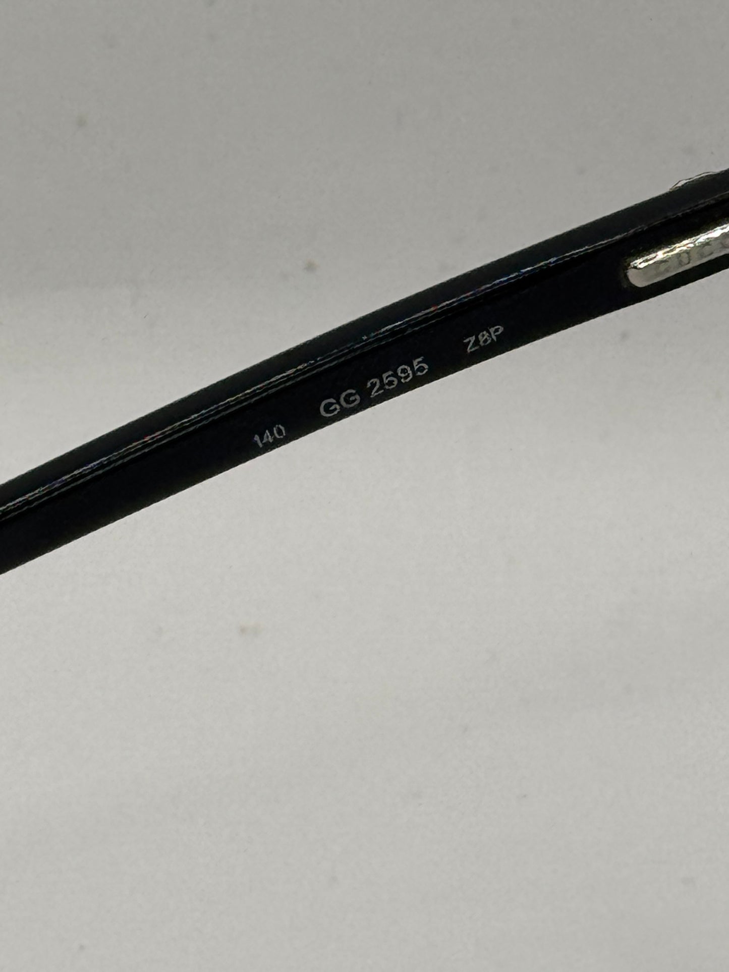 Gucci 2595 Eyeglasses in color Z8p00