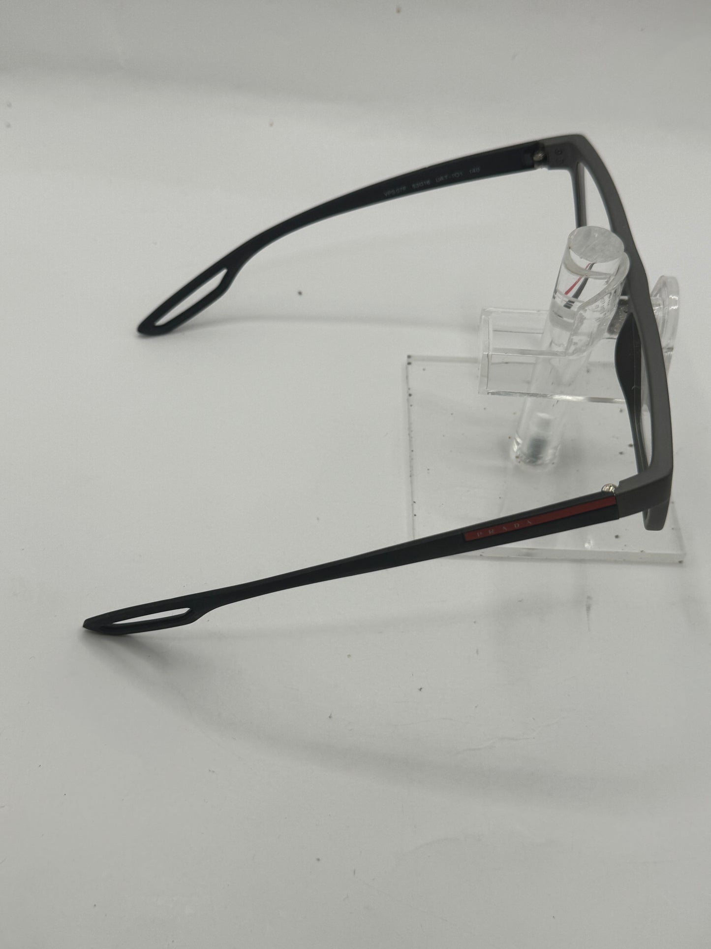 Prada Vps07f Eyeglasses in color Uat1o1