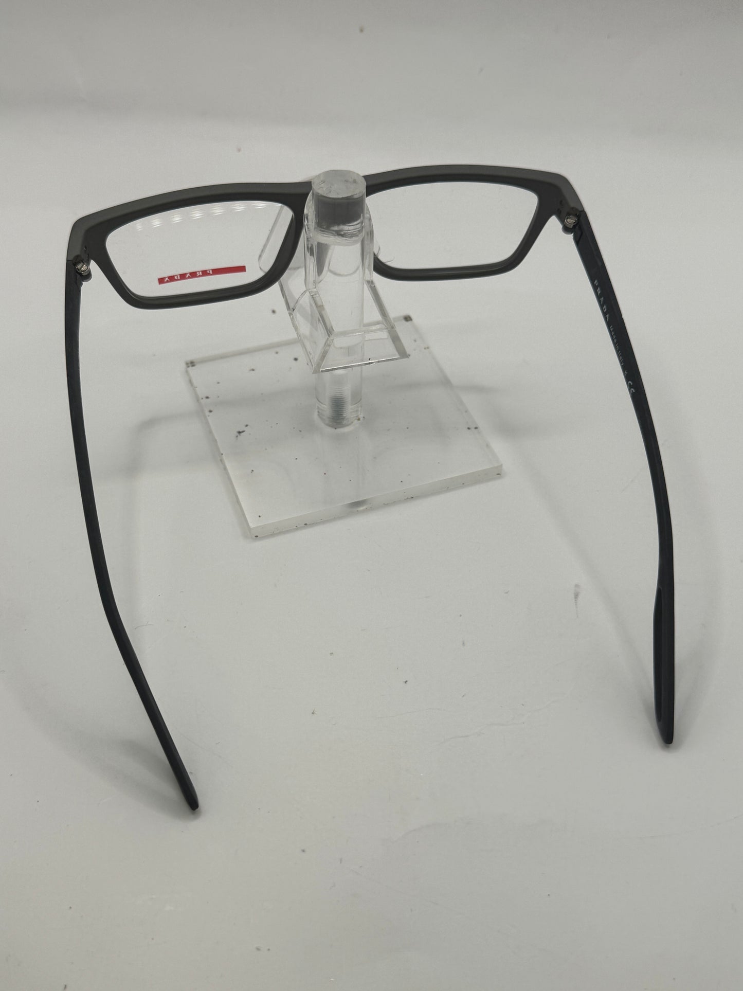Prada Vps07f Eyeglasses in color Uat1o1