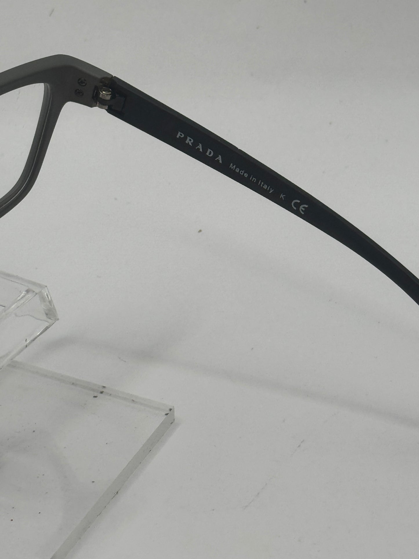 Prada Vps07f Eyeglasses in color Uat1o1