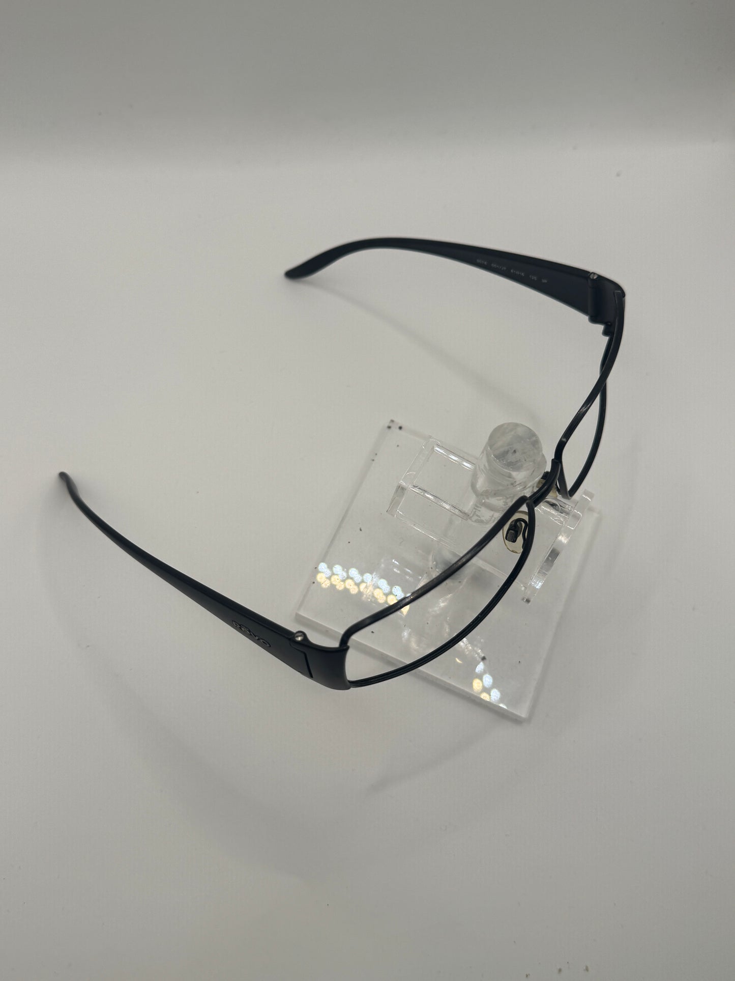 Revo 3076 Sunglasses in color 001j7