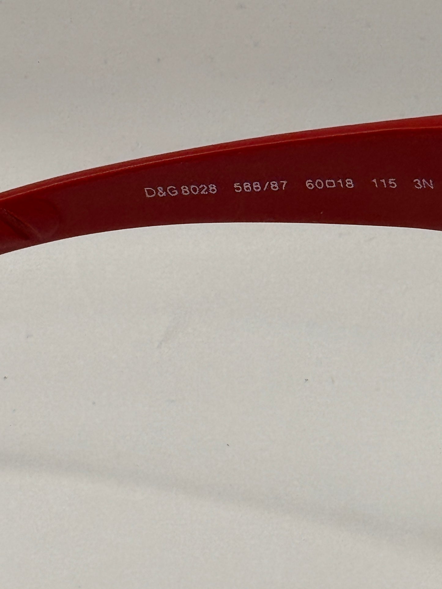 D&g 8028 Sunglasses in color 58887