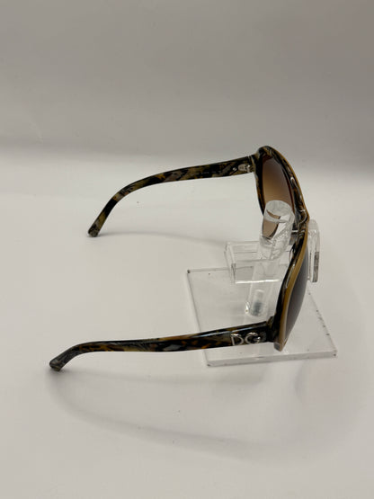 Dolce Gabbana 4048 Sunglasses in color 85113