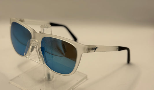 Maui Jim Tail Slide 740 Sunglasses in color 05cm