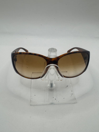 Prada Spr07g Sunglasses in color 2au2z1