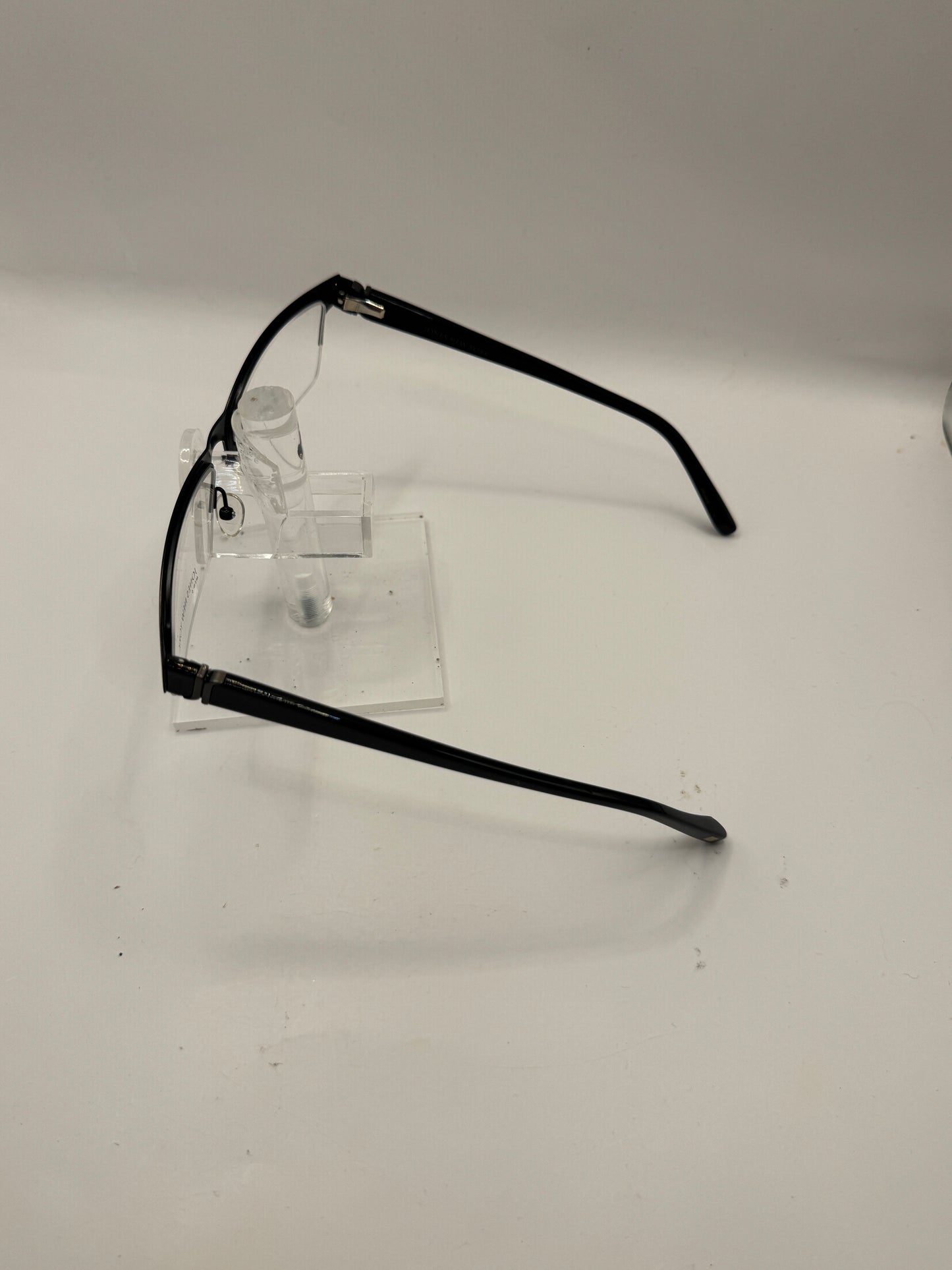 Jones New York J349 Eyeglasses in color Black