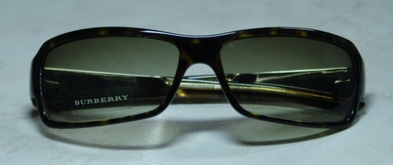 Burberry 8436 Sunglasses in color 0ce2