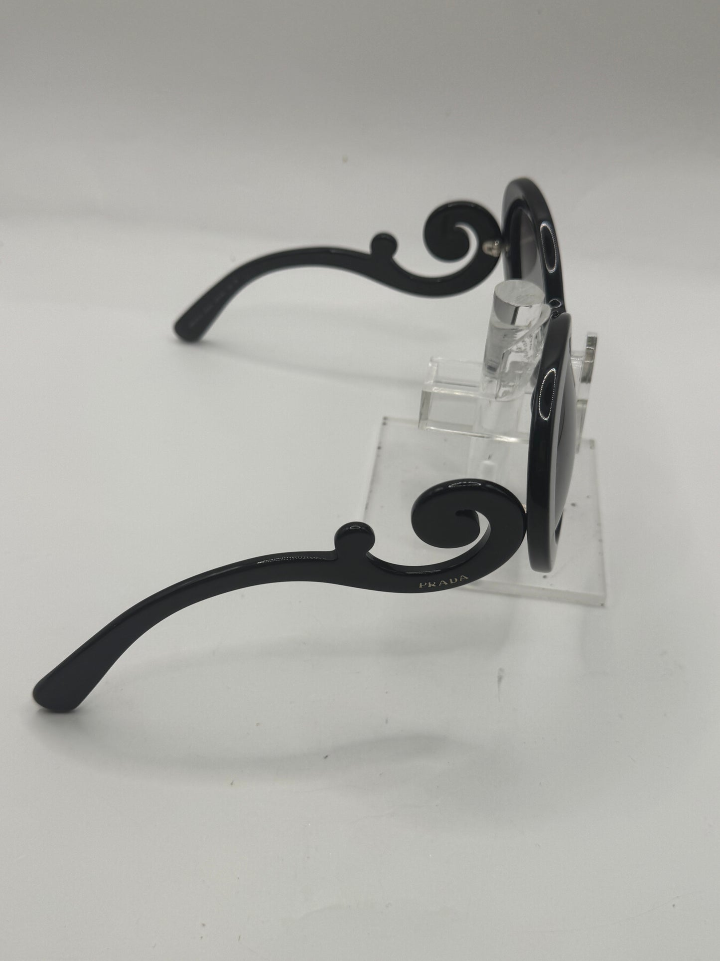 Prada Spr27n Sunglasses in color 1ab3m1