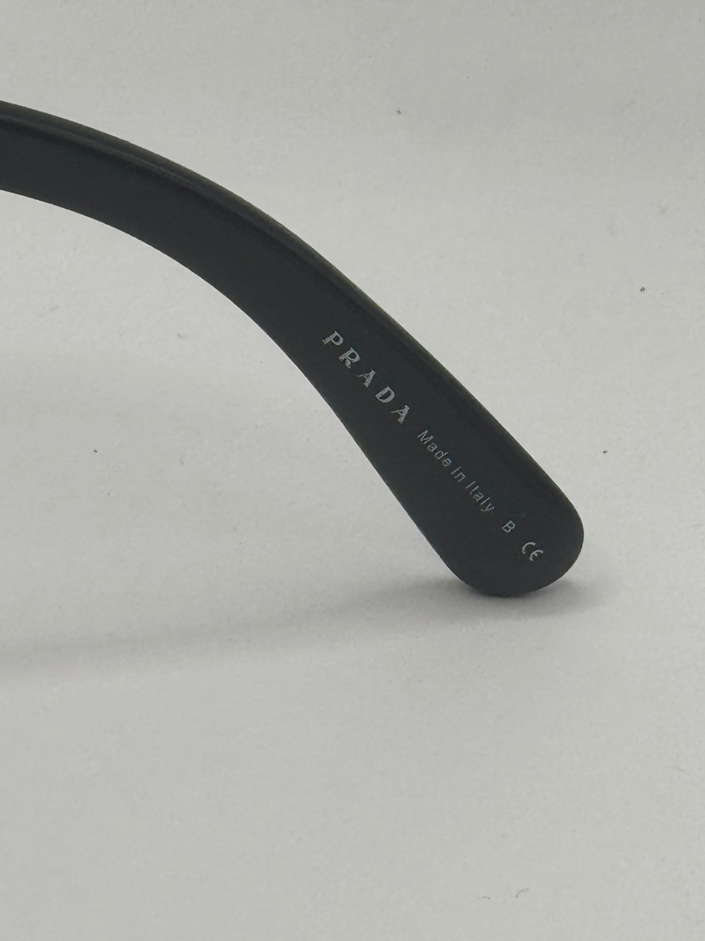 Prada Spr27n Sunglasses in color 1ab3m1