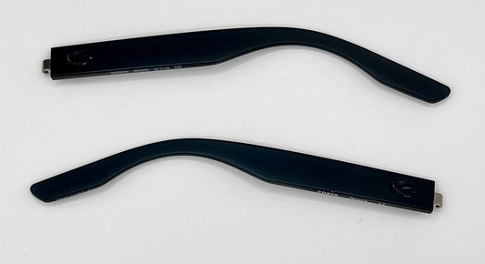 Costa Del Mar Pounch Both Temples Clear Black