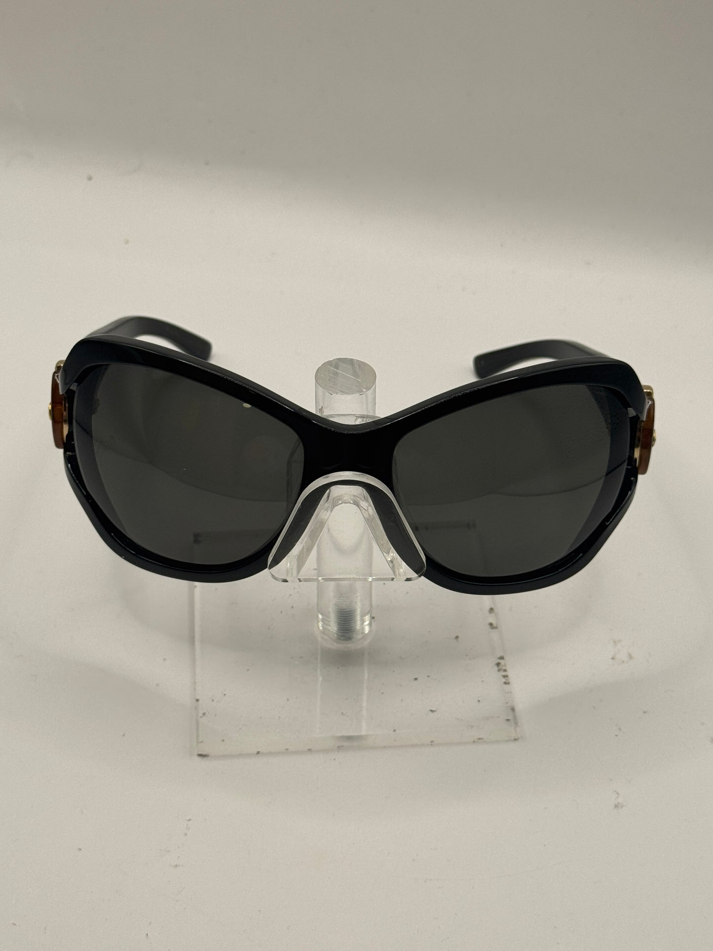 Marc Jacobs 099 Sunglasses in color D2895