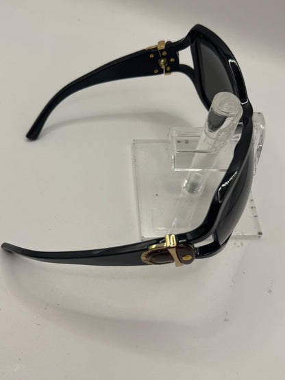 Marc Jacobs 099 Sunglasses in color D2895