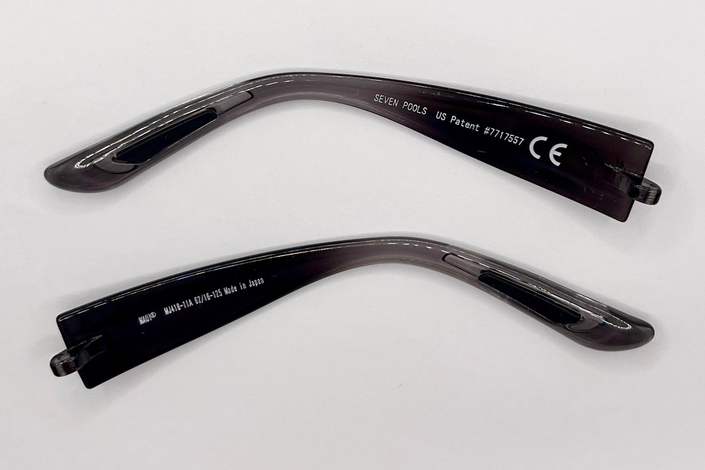 Maui Jim 418 Both Temples Black Ombre