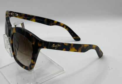 Maui Jim Coco Palms 720 Sunglasses in color 10