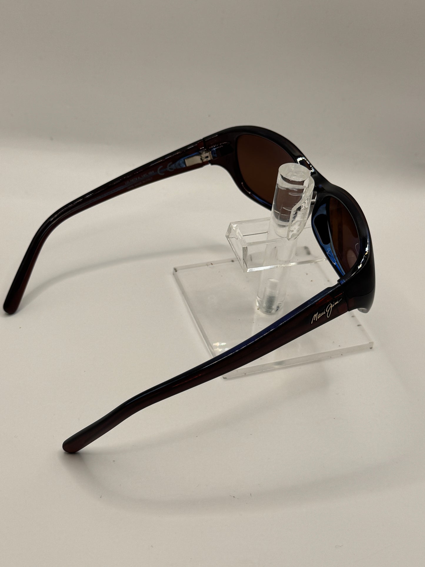 Maui Jim Kuiaha Bay 286 Sunglasses in color 26c