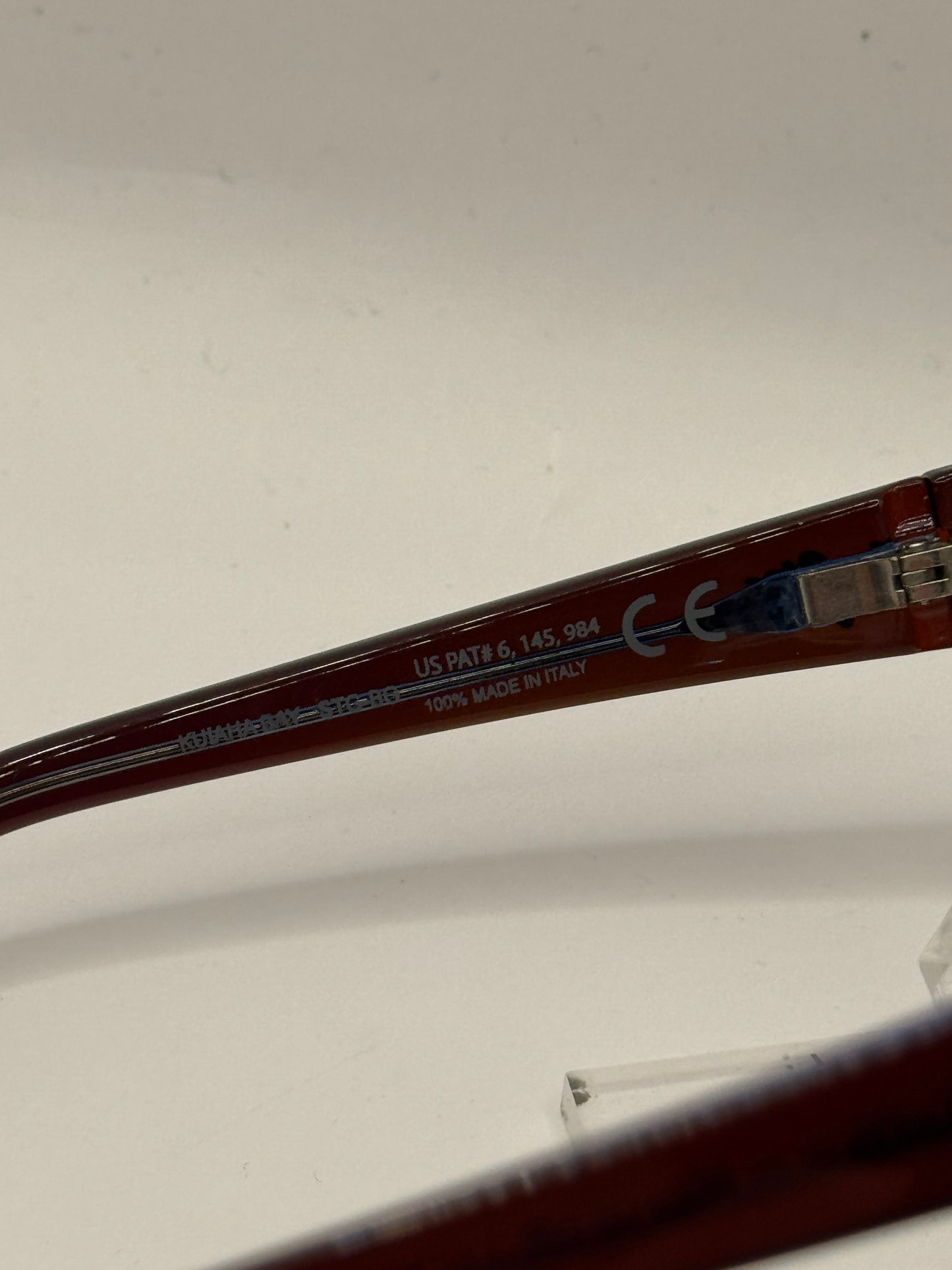 Maui Jim Kuiaha Bay 286 Sunglasses in color 26c