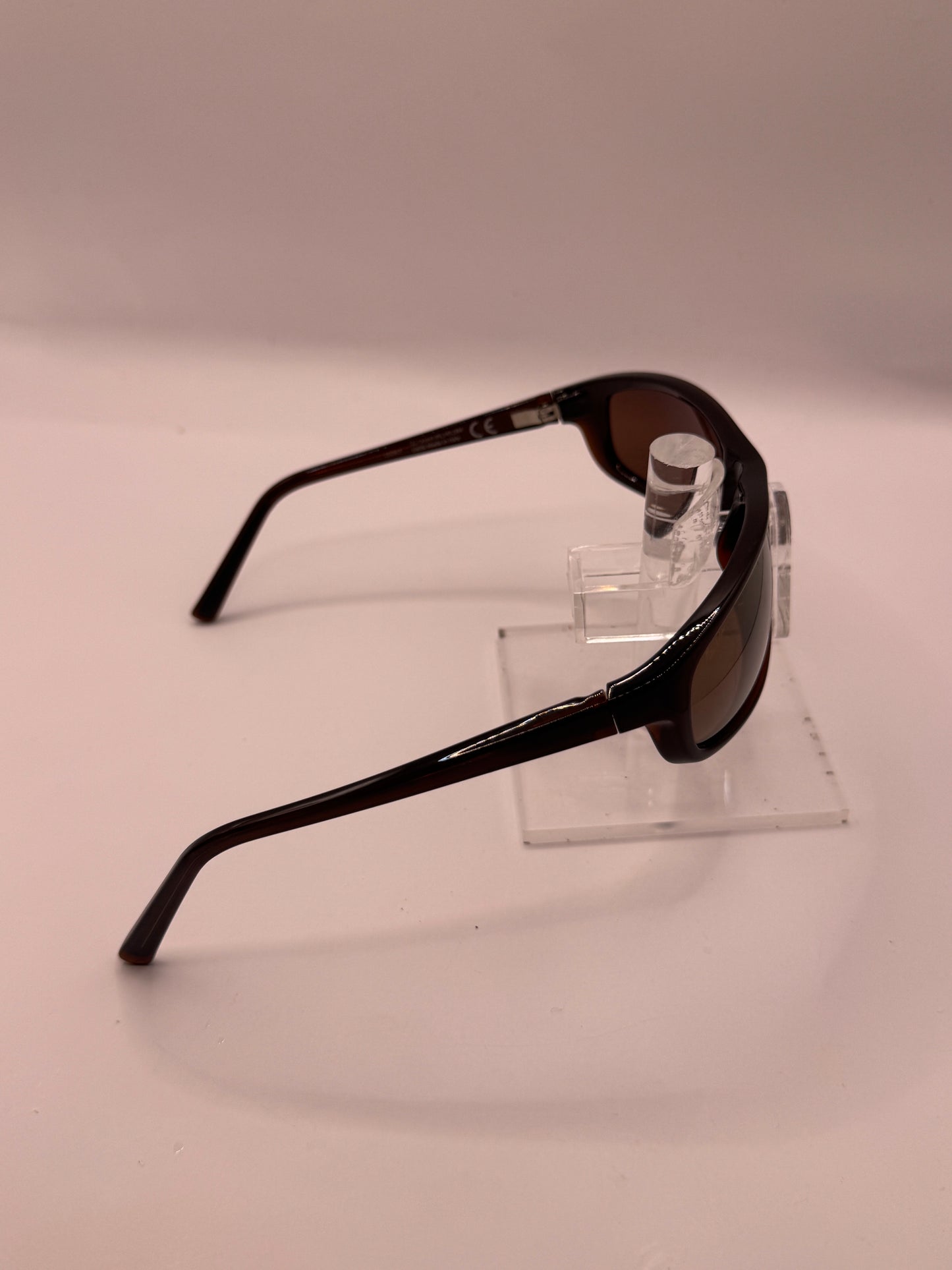 Maui Jim Legacy 183 Sunglasses in color 26