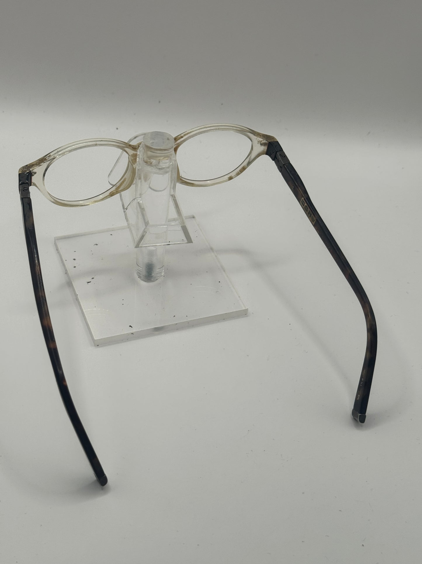John Varvatos V356 Uf Eyeglasses in color Crystal