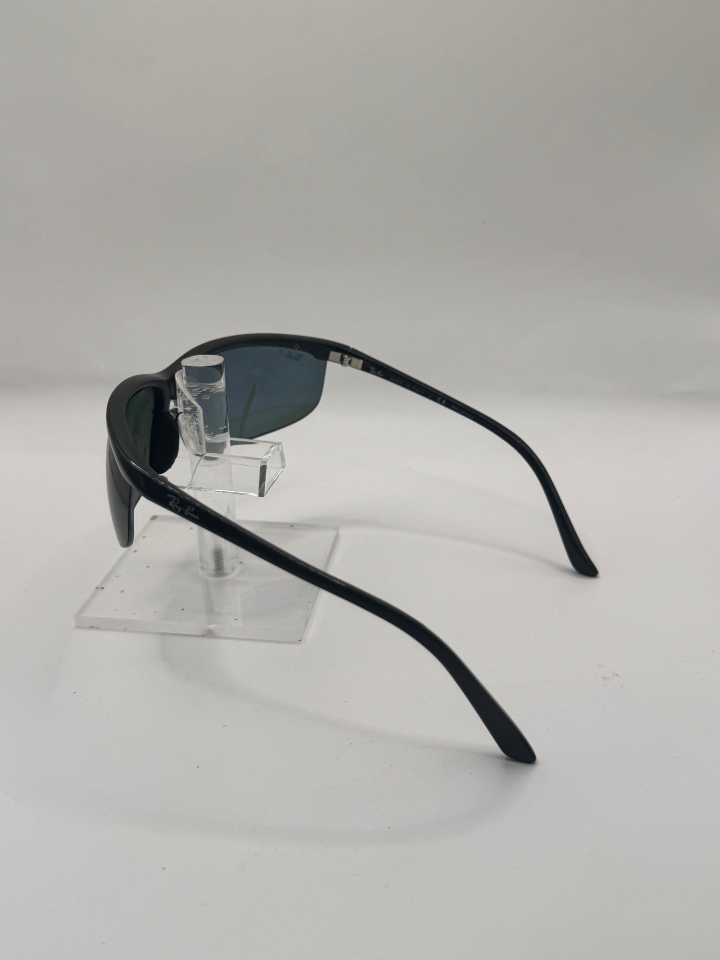Ray Ban 4021 Sunglasses in color 6019a