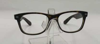 Ray Ban 2132 Sunglasses in color 902