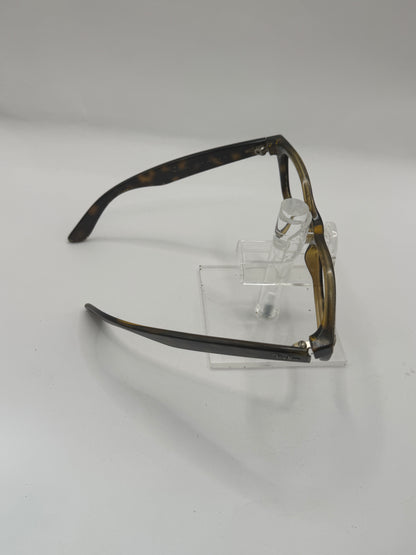 Ray Ban 2132 Sunglasses in color 902