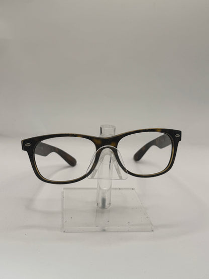 Ray Ban 2132 Sunglasses in color 902