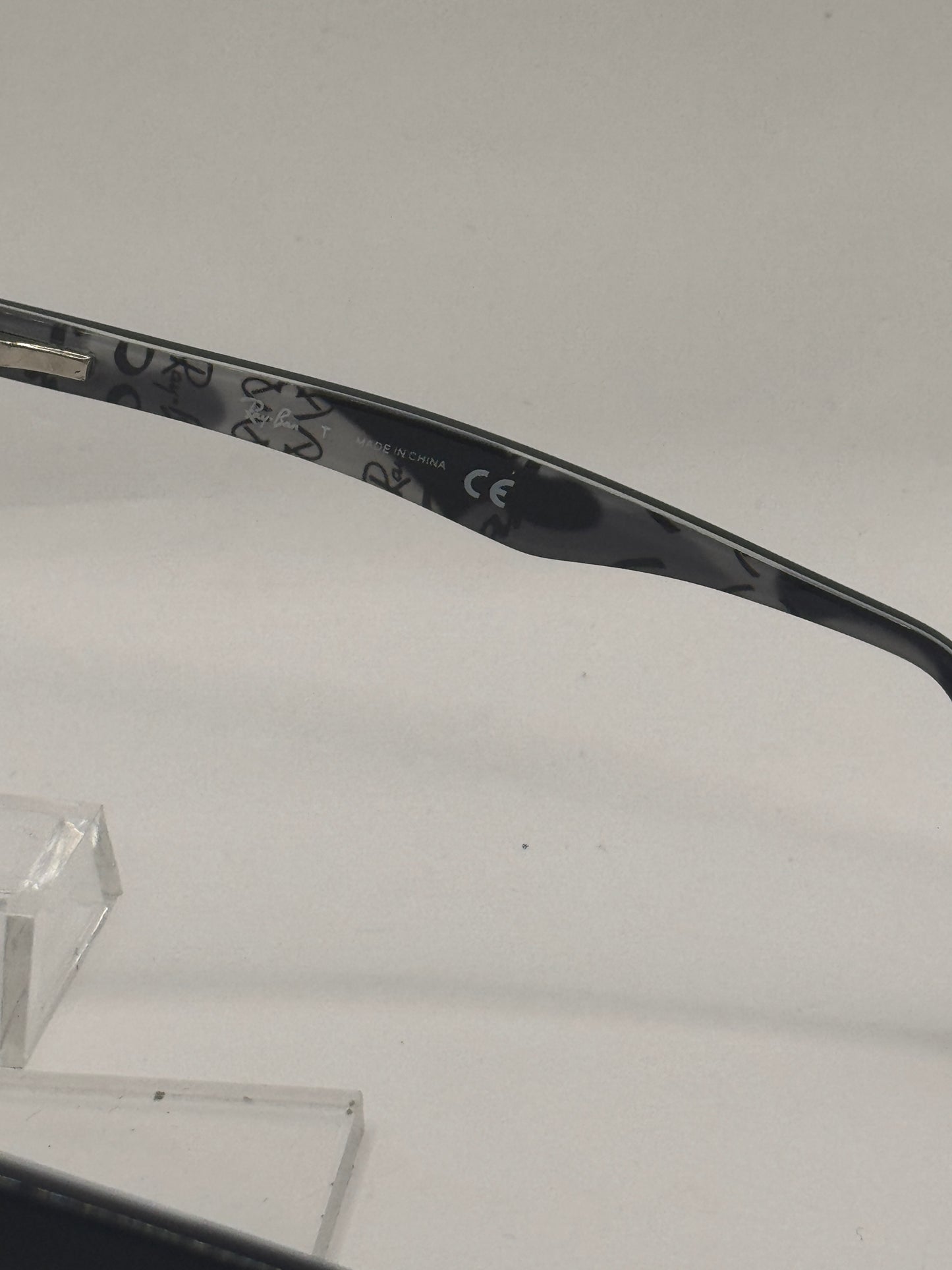 Ray Ban 5228 Eyeglasses in color 5405