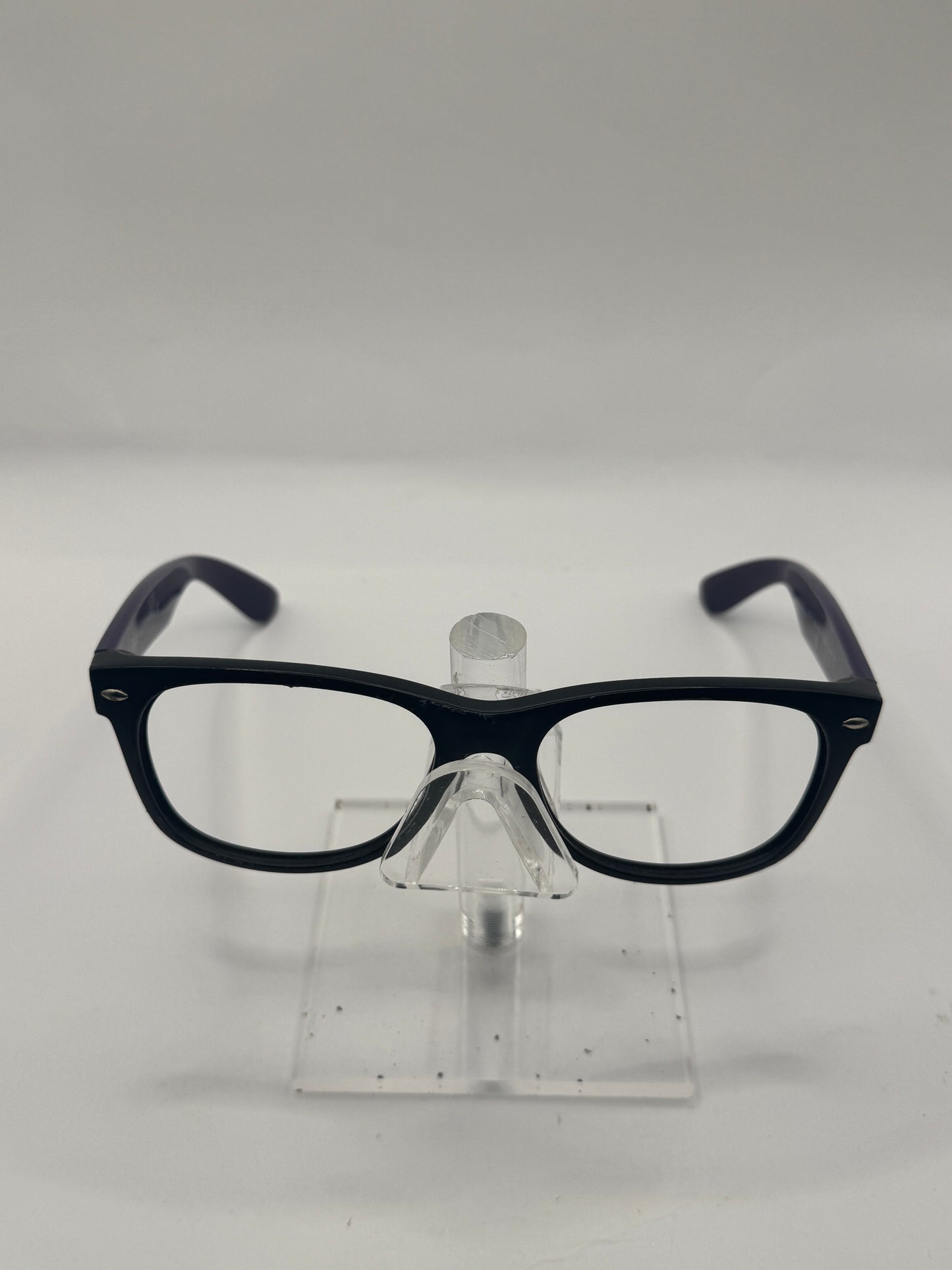 Ray Ban 2132 Sunglasses in color 618371
