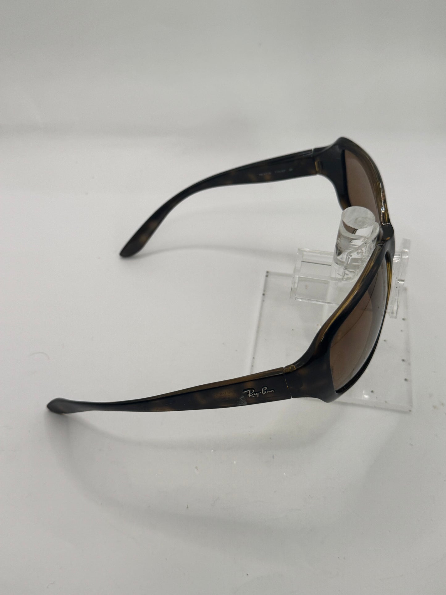 Ray Ban 4118 Sunglasses in color 71051