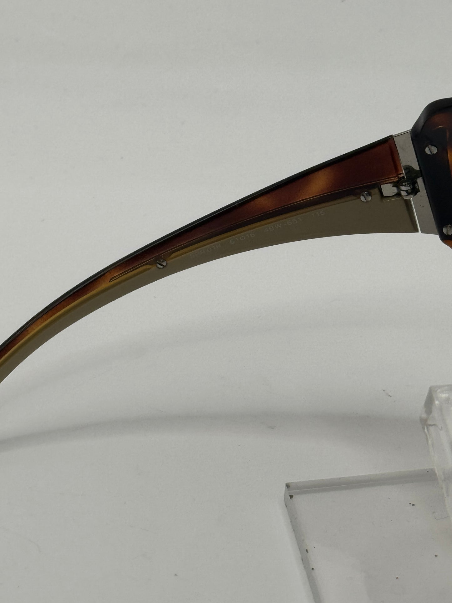 Prada Spr01h Sunglasses in color 4bw6s1