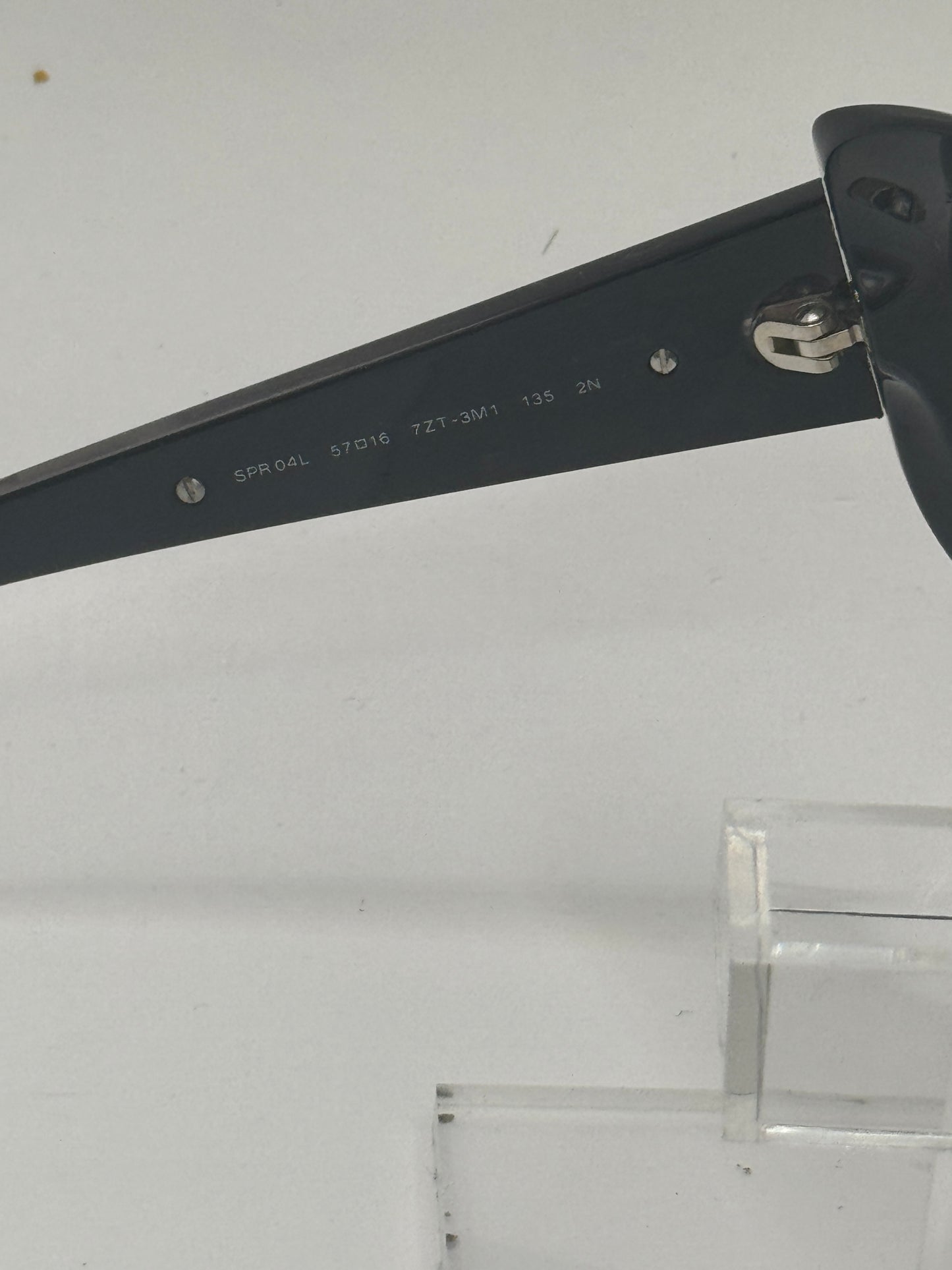 Prada Spr04l Sunglasses in color 7zt3m1