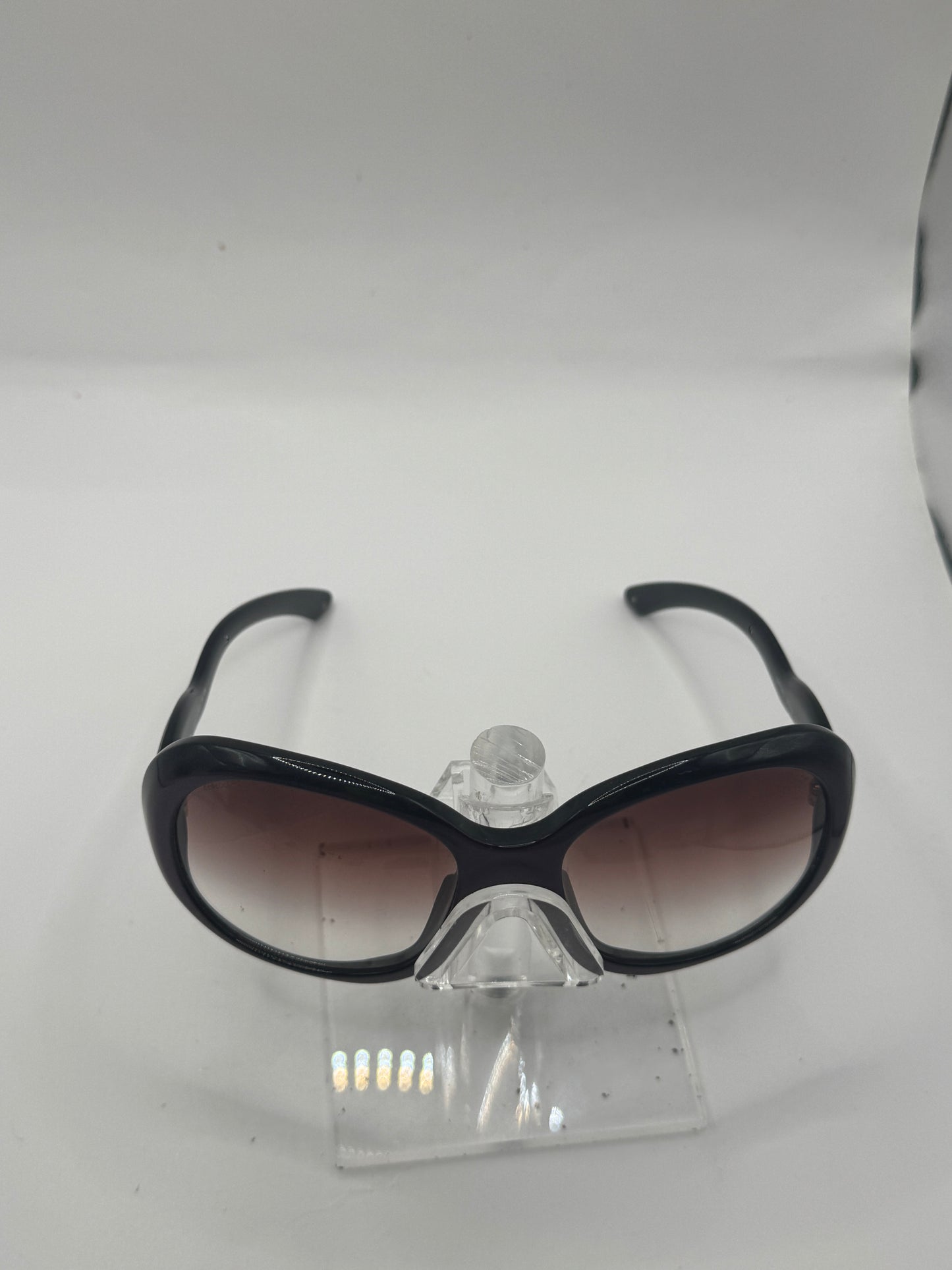 Prada Spr08l Sunglasses in color 7zk4v1