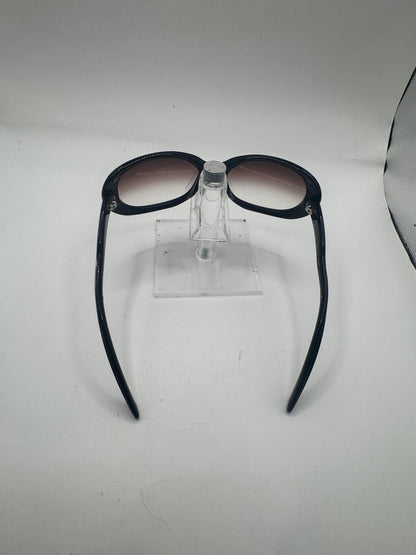 Prada Spr08l Sunglasses in color 7zk4v1