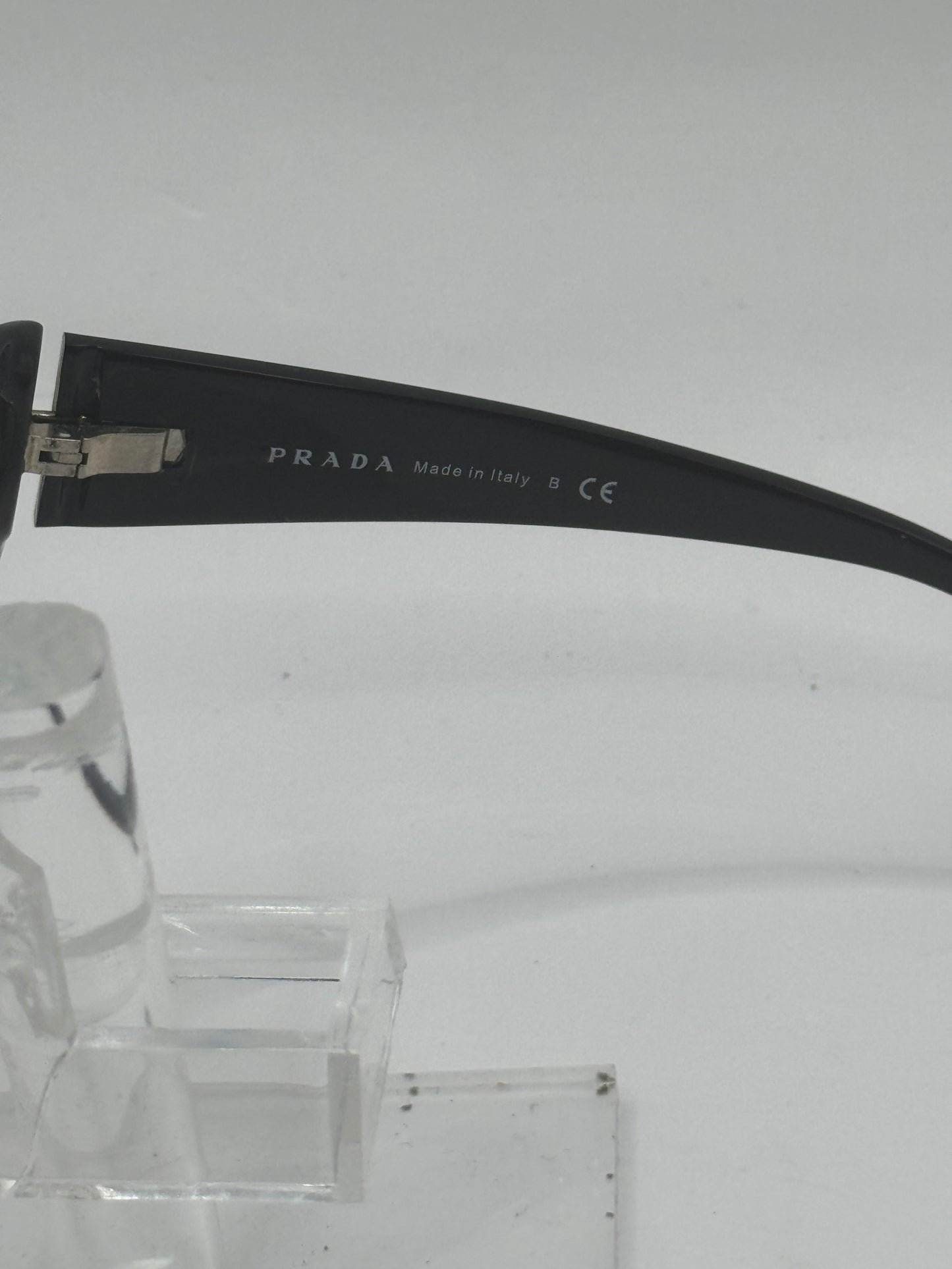 Prada Vpr17l Eyeglasses in color 1ab1o1