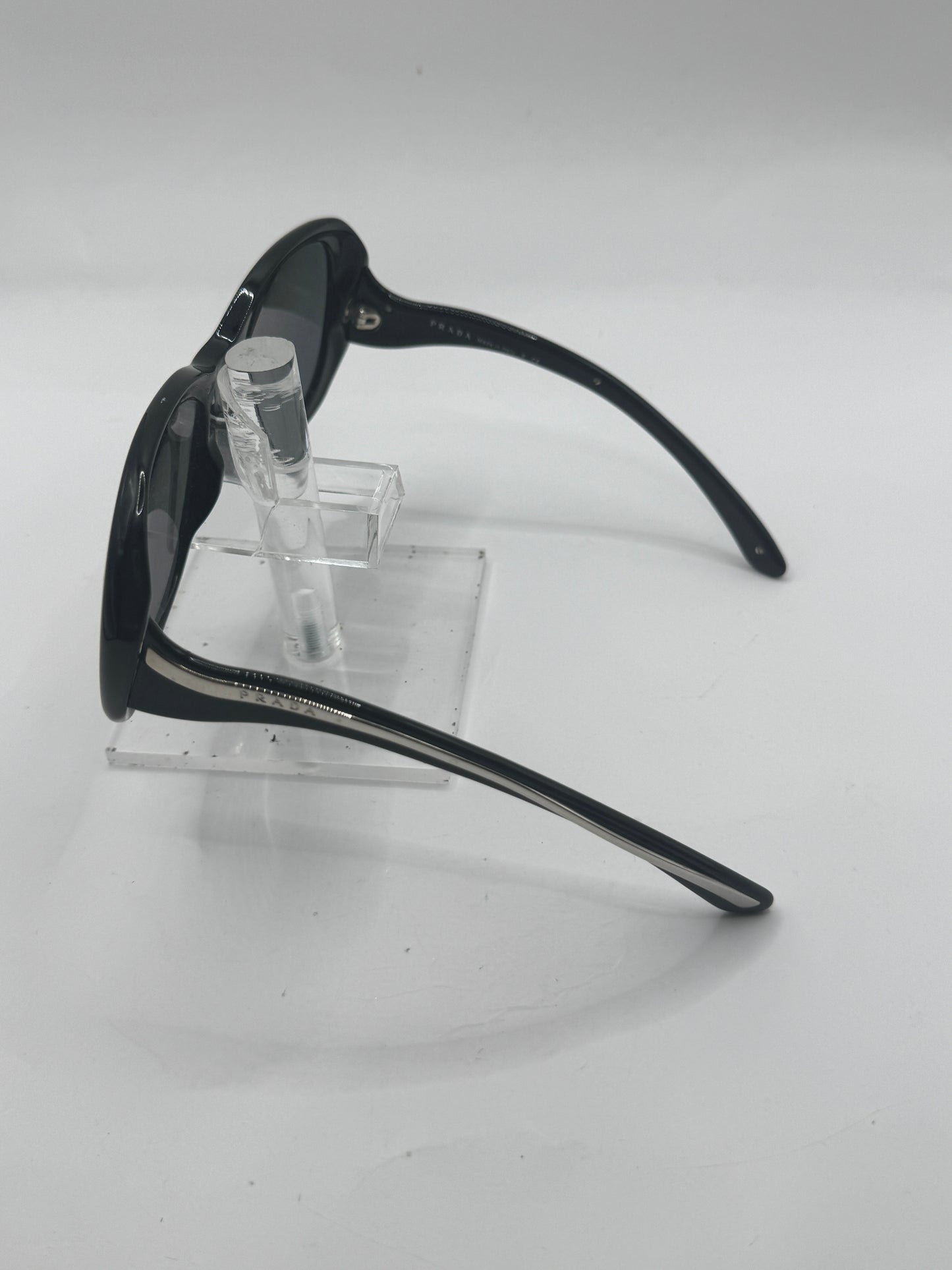 Prada Spr09l Sunglasses in color 1ab3m1