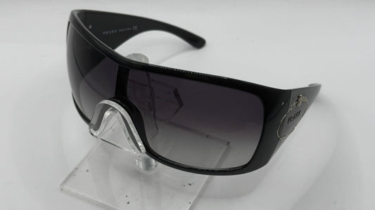 Prada Spr04h Sunglasses in color 1ab5d1