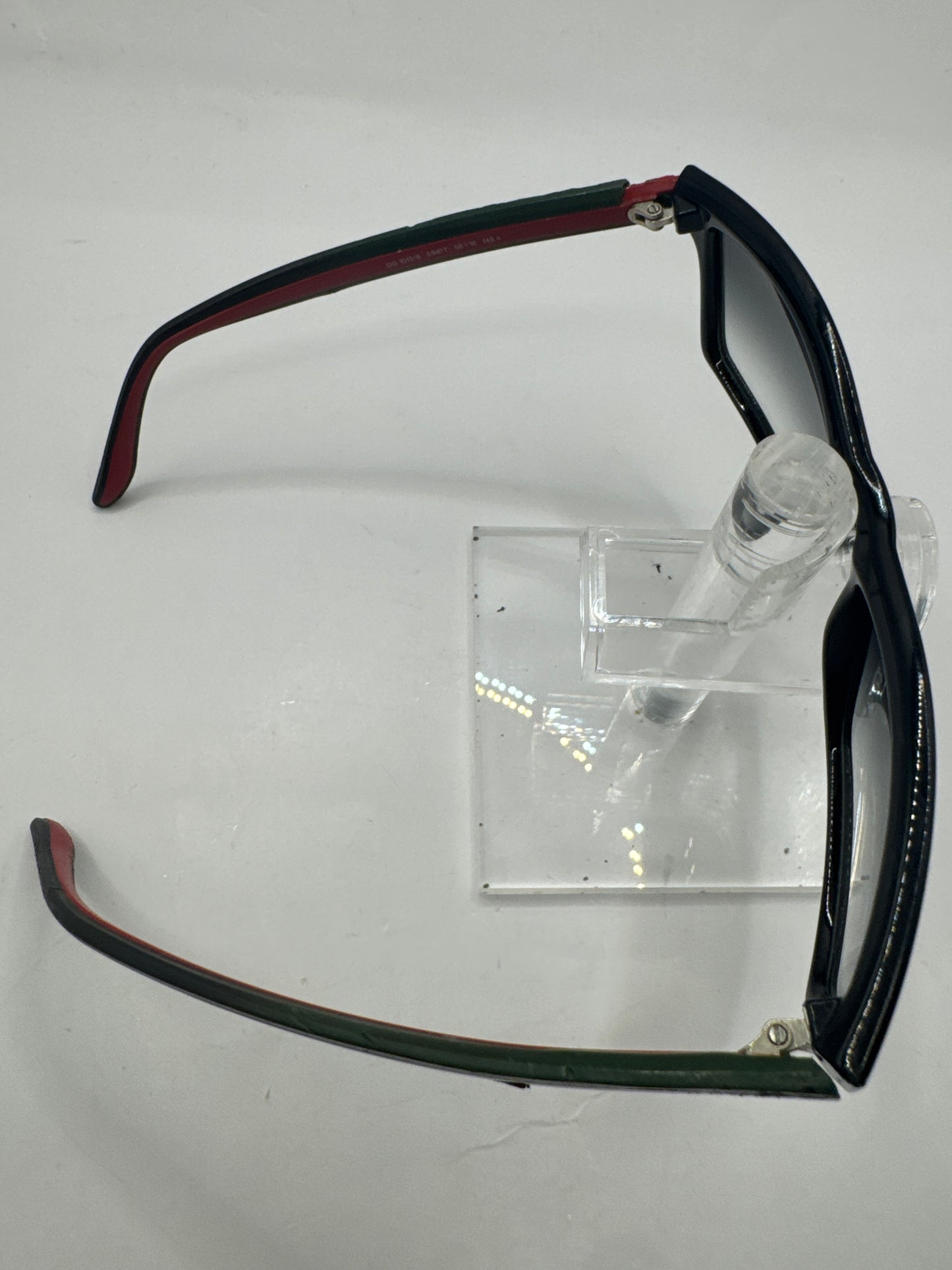 Gucci 1013 Sunglasses in color 51npt