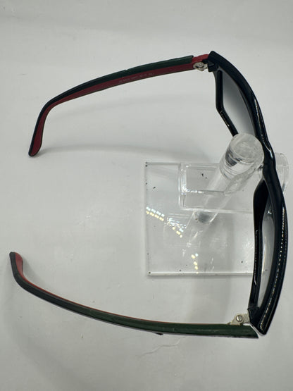 Gucci 1013 Sunglasses in color 51npt